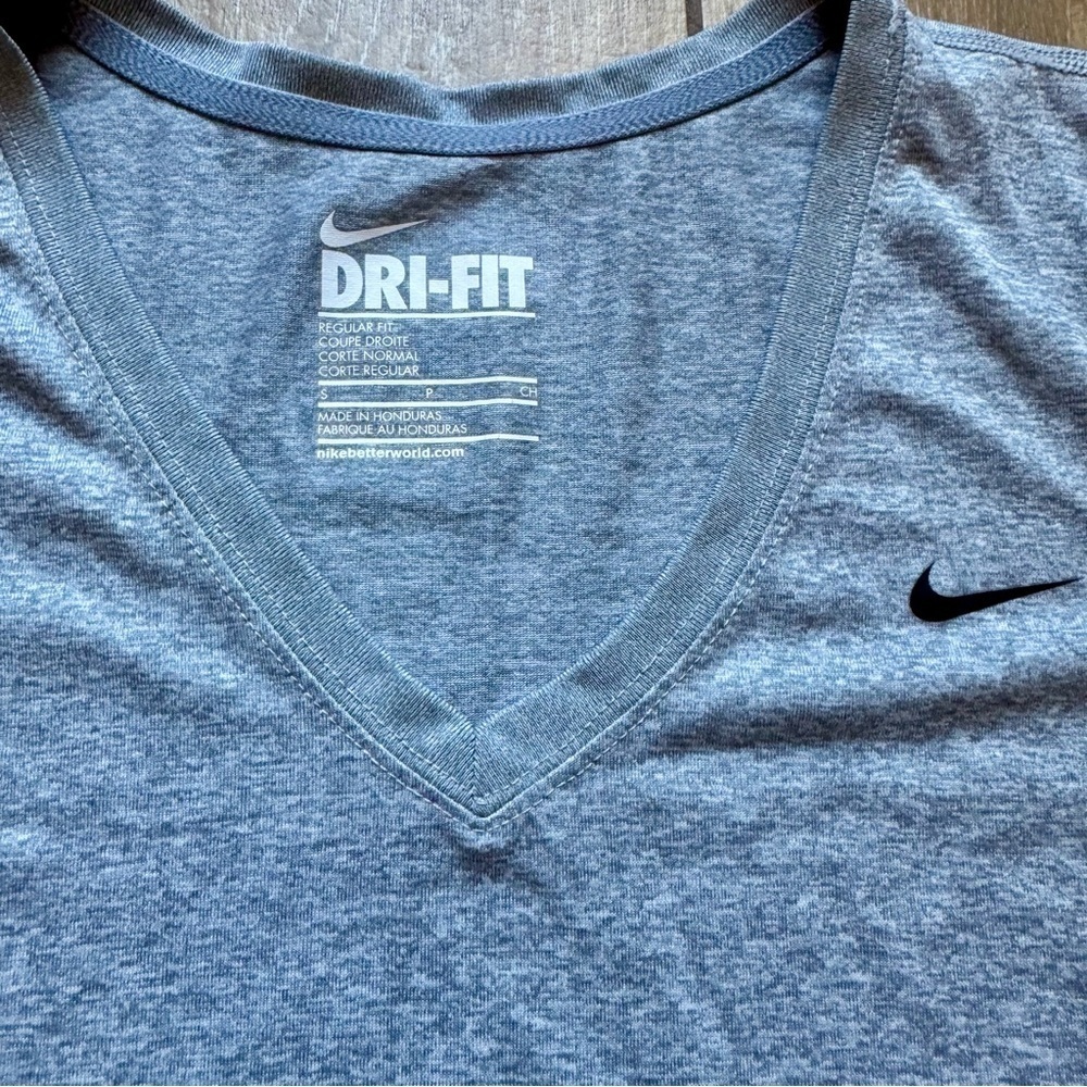 Nike Women's Short Sleeve Gray Tee - Picture 3 of 4